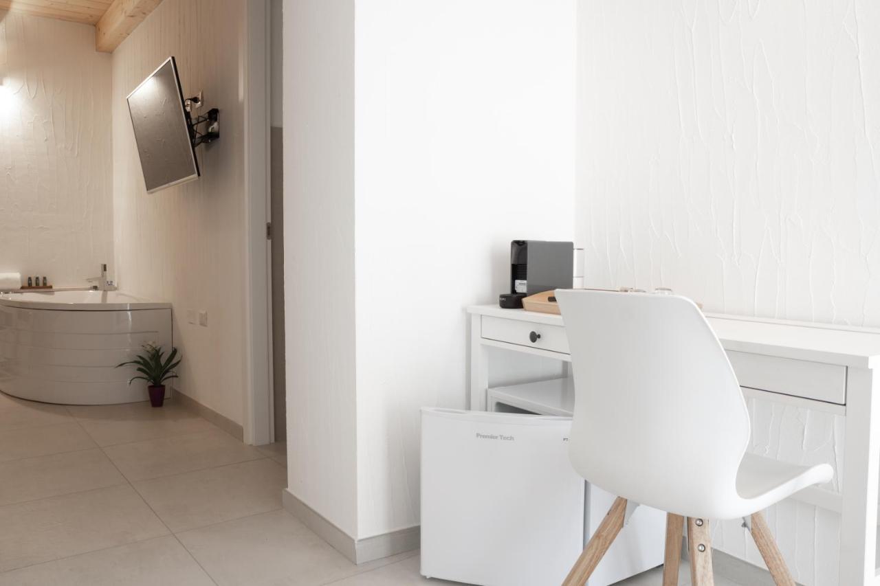 Guest House Sciola - Ts Rooms B&B San Sperate ภายนอก รูปภาพ