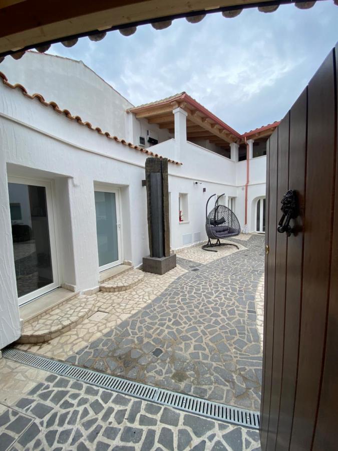 Guest House Sciola - Ts Rooms B&B San Sperate ภายนอก รูปภาพ